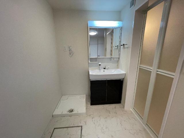 ｃｉｃｌａｍｉｎｏ（チクラミーノ） 洗髪洗面化粧台（イメージ）