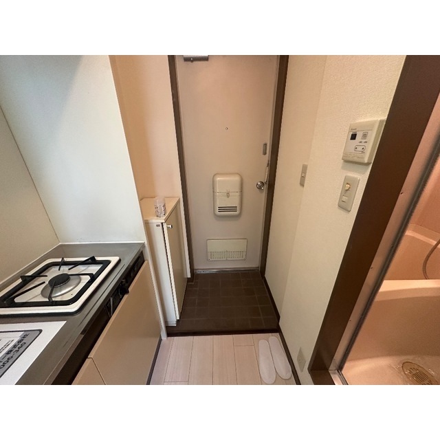 メゾンワコー 玄関