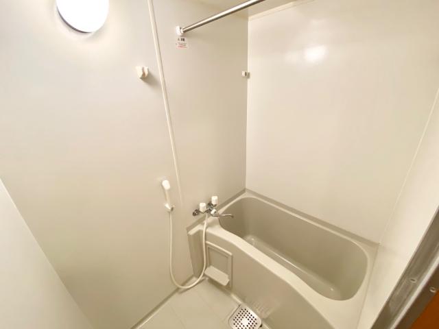 ピアリープレイス バス