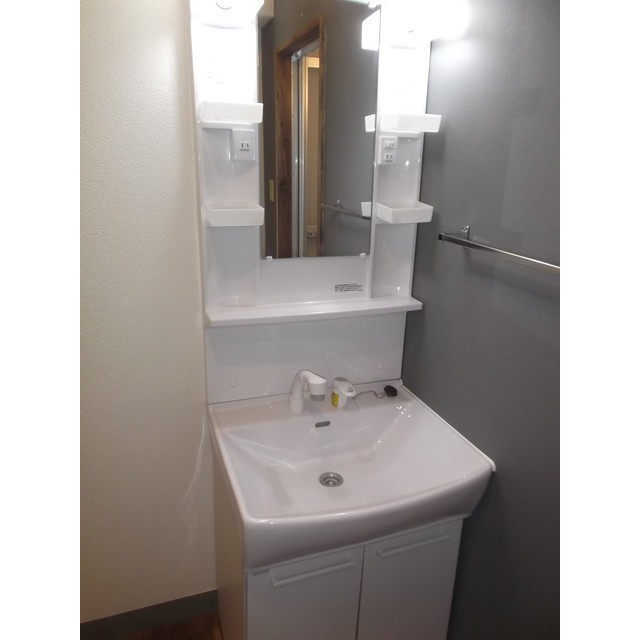 リアライズ伊勢原0602号室 内観