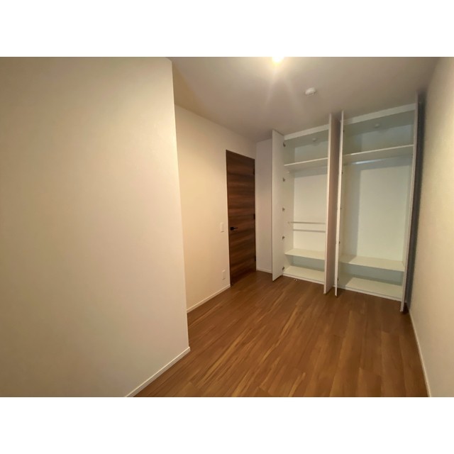 ザ・パークハウス市谷加賀町レジデンス1F号室 同建物別部屋の参考画像