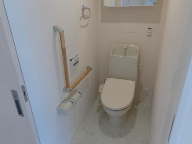 Ａｒｅｎｄｅｌｌｅ（アレンデール） シャワー付トイレ