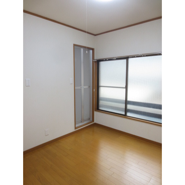 アイナハイム 内観