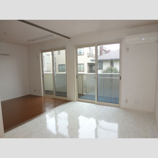 エルミタージュ・アン リビング