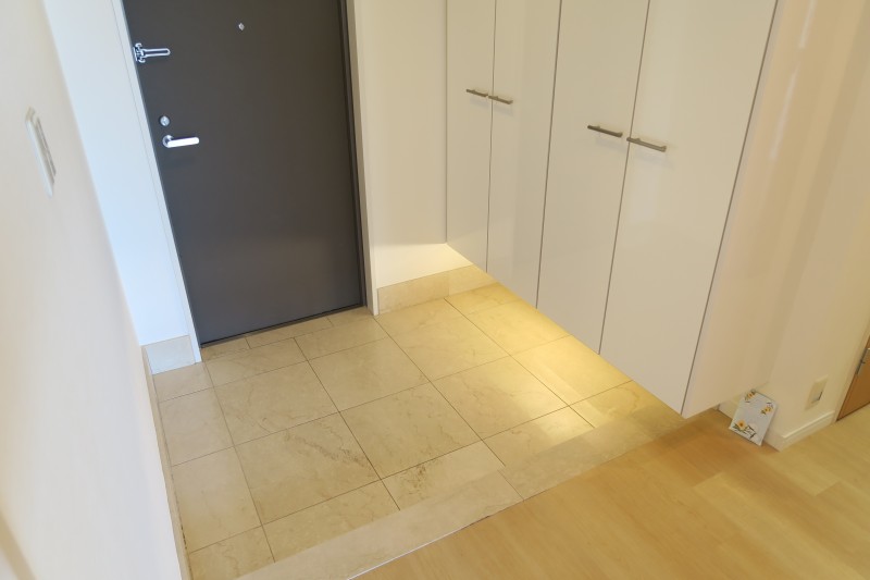 河田町ガーデン クラブフロア36階 玄関