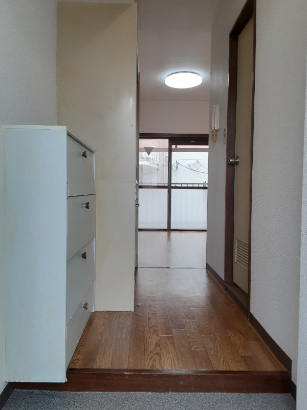 ニューハイツ 玄関