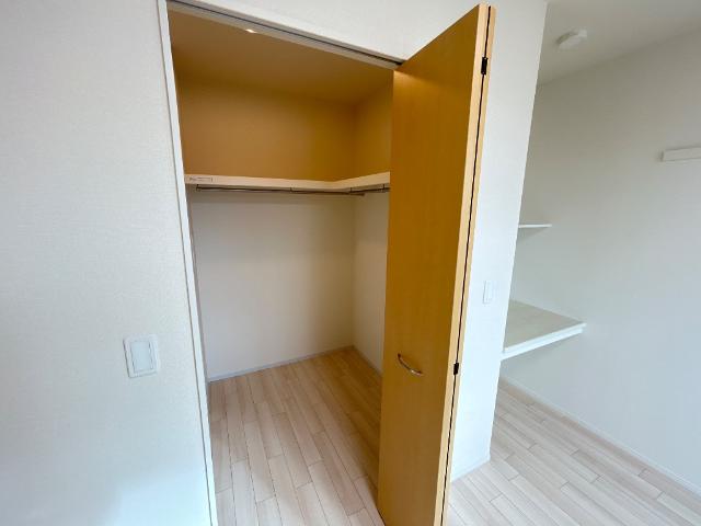 リノナル201号室 ウォークインクローゼット
