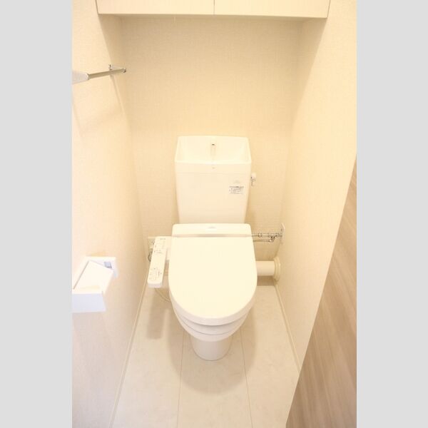 エンペラー　A201号室 温水洗浄便座