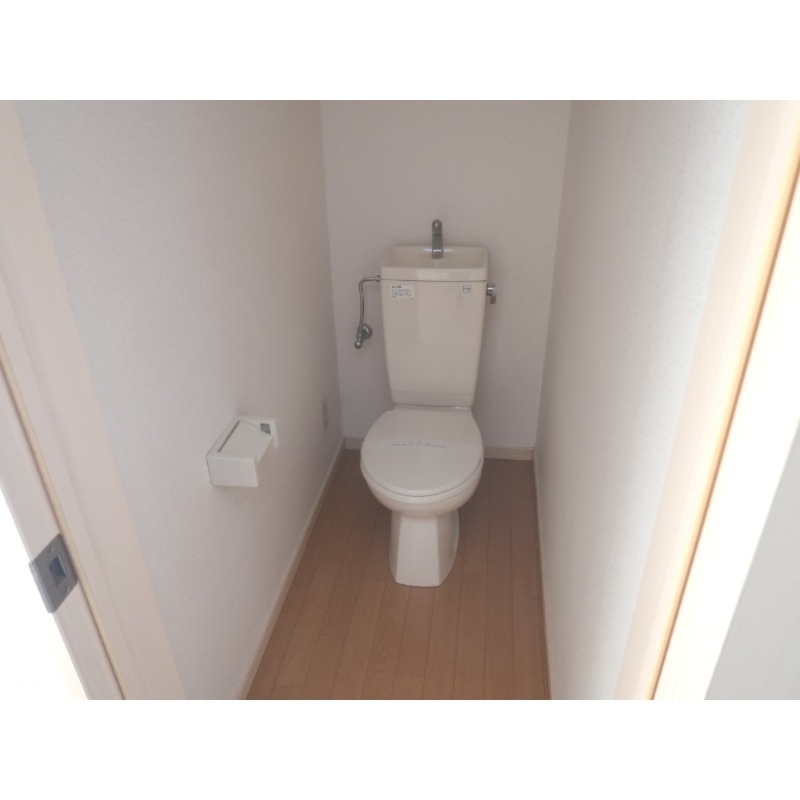 ロンベルク妙典1階 トイレ