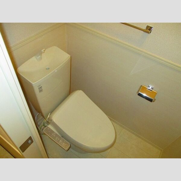 グランツ・シャルロッテ302号室 温水洗浄暖房便座