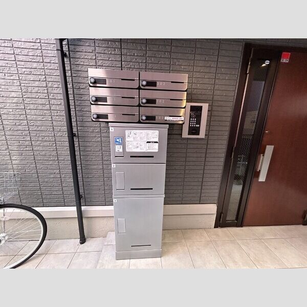 ノールヴィラージュⅡ 宅配ボックス