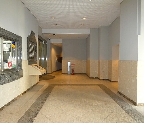 ライオンズマンション渋谷道玄坂11階 エントランスホール