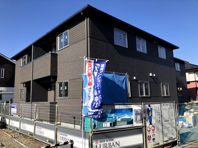 エスポワール0202号室 落ち着いたシックなグレーのツートンカラー♪