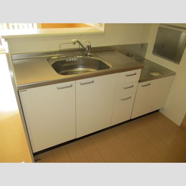 グランメールⅡ105号室 キッチン