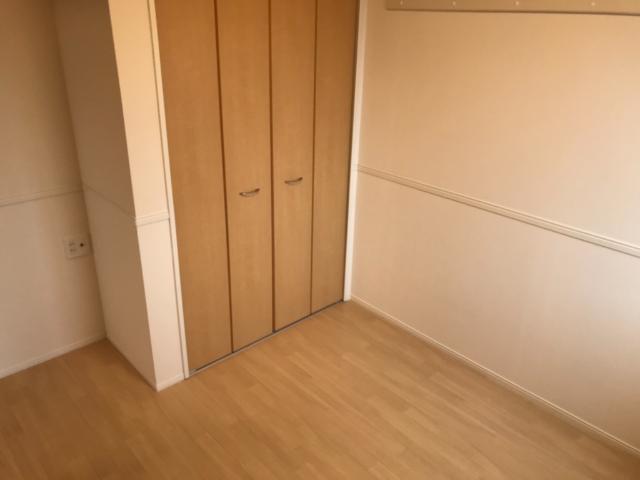 ラ・コリーヌ 洋室