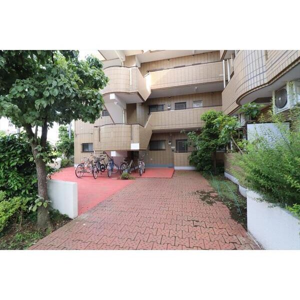 サンライズ国立301号室 エントランス