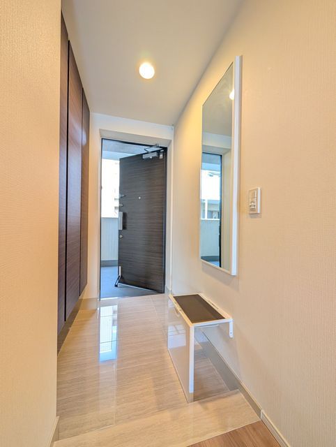 ザ・パークハウス上麻生613号室 玄関　2025年10月撮影