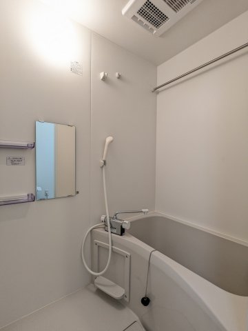 エスビーメゾン南鳩ヶ谷0103号室 お風呂