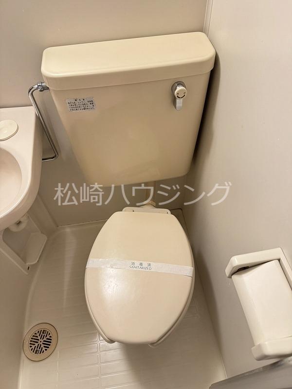 アジュール新井薬師2階 トイレ