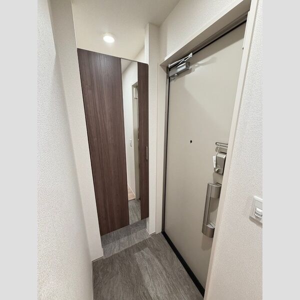 アンスリウム湘南台202号室 玄関