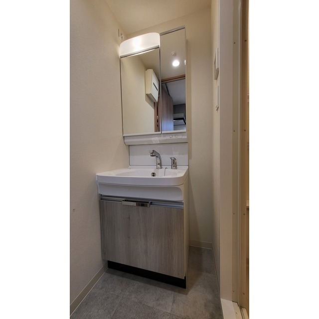 プレサンスブルーム浅草North0307号室 内観