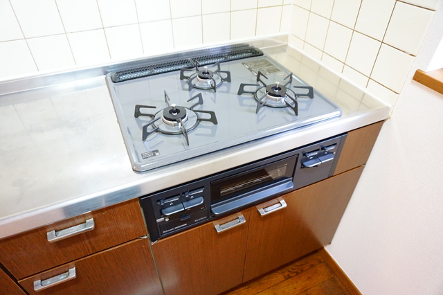 徳重コーポラス0102号室 内観