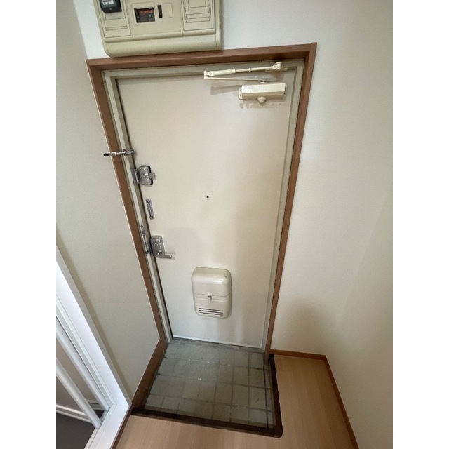 エスペランサ202号室 玄関