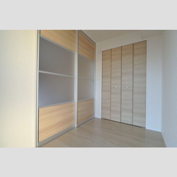 エムズ　バーレイ湘南平塚205号室 洋室　3帖