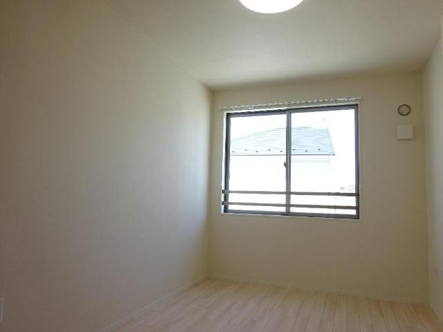 エル・クーレ201号室 洋室