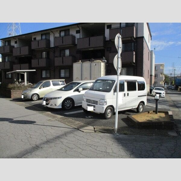 フェニックス　B 駐車場