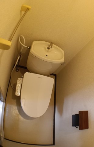 メゾンクレール 温水洗浄便座新品交換済。