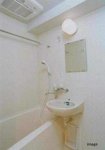 ガラ・ステージ茗荷谷 コンパクトで使いやすいお風呂です