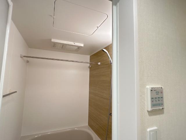 サウスヒル藤吉102号室 浴室乾燥機