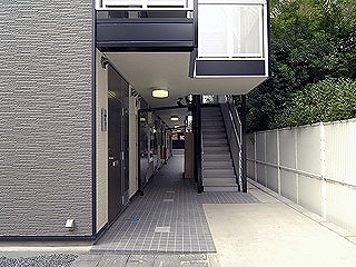 レオパレスＪＨＫ戸田 内観