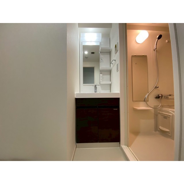 プレール・ドゥーク西新井Ⅱ 内観