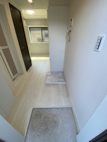 ヒルズ川崎紺屋町1階 玄関
