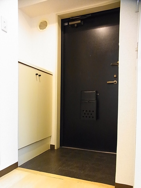 関内フレックスビル903号室 玄関