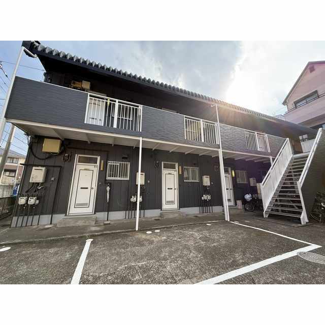 レピュート高岡B 外観