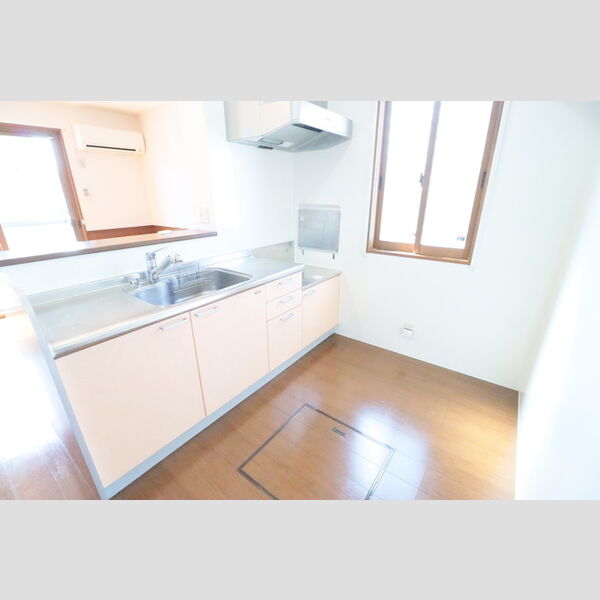 リビングタウン三橋西　B システムキッチン