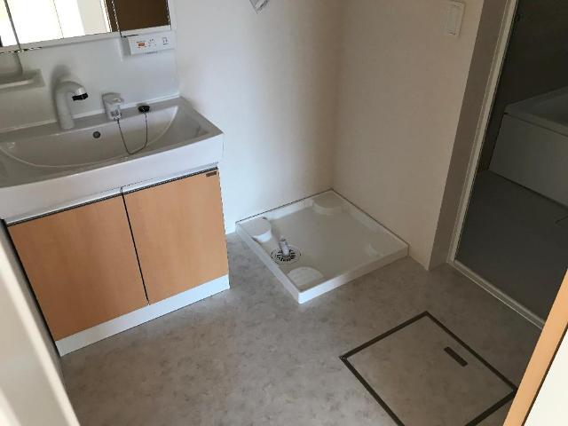 コンフォール 洗髪洗面化粧台