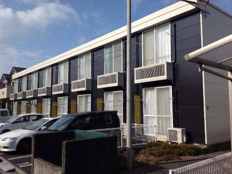 レオパレスパミドールの外観画像