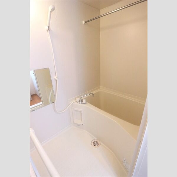 ランセ今谷C103号室 浴室