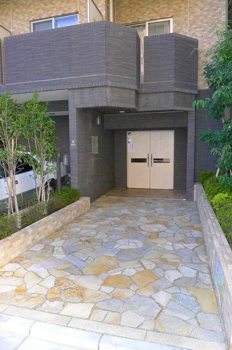 ステージファーストお茶の水女子大前2階 エントランス