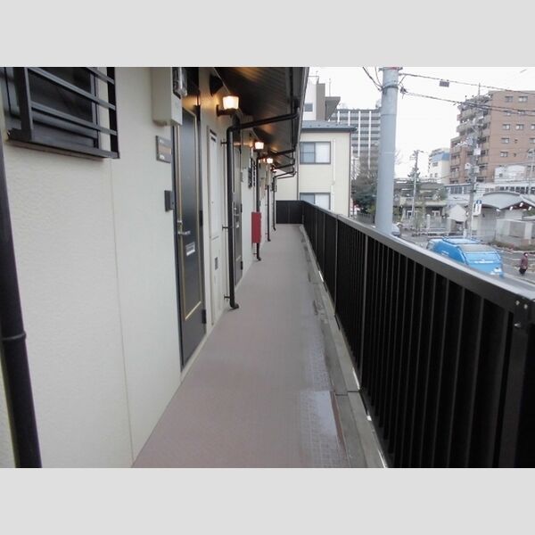 ドミール北小岩 2階廊下