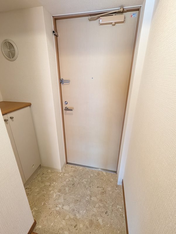 ベルフォンテ弦巻 玄関