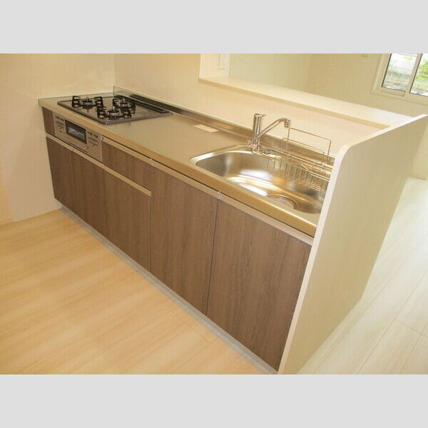 サニーハイム 103