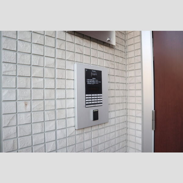 カーサ アルデバラン201号室 ロビーインターホン