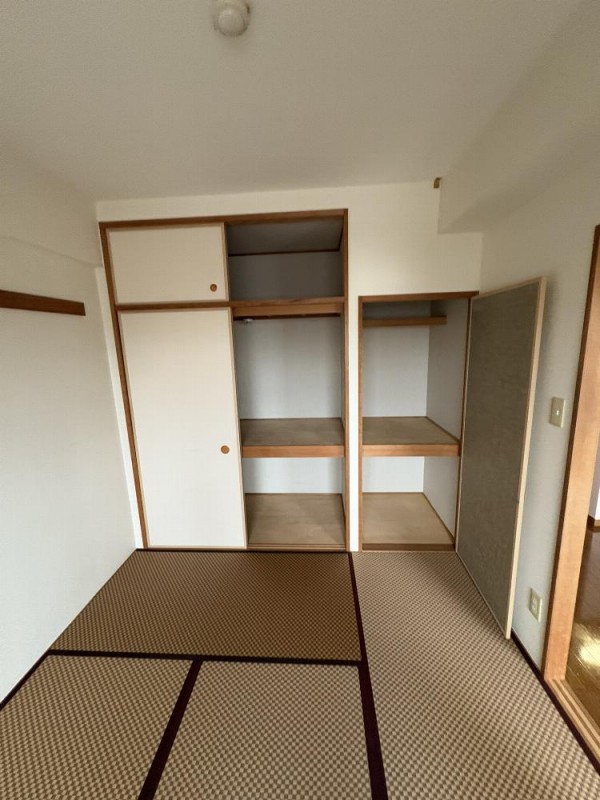 アウラ１０(E-058)5階 収納