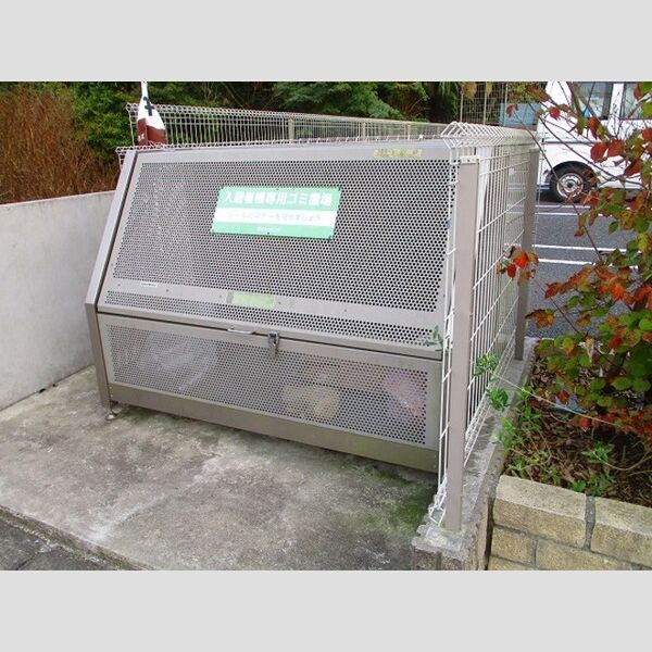 チェルニー ゴミストッカー