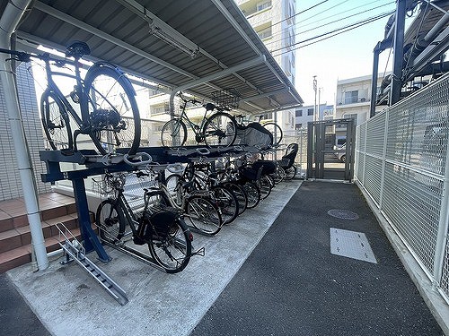 ルネサンス南柏駅前2階 駐輪場　※2026年3月撮影の写真